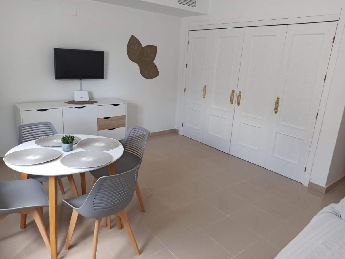 Apartamento Flores De Santiago Jerez de la Frontera Dış mekan fotoğraf